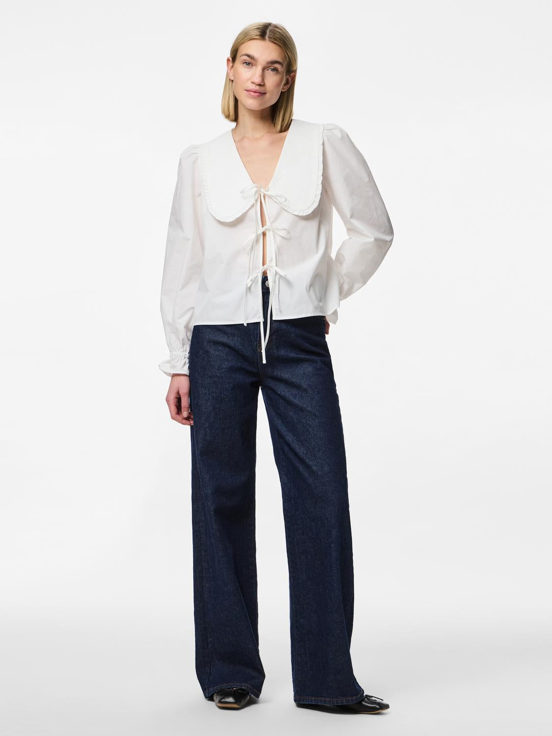 model_shot-front_full